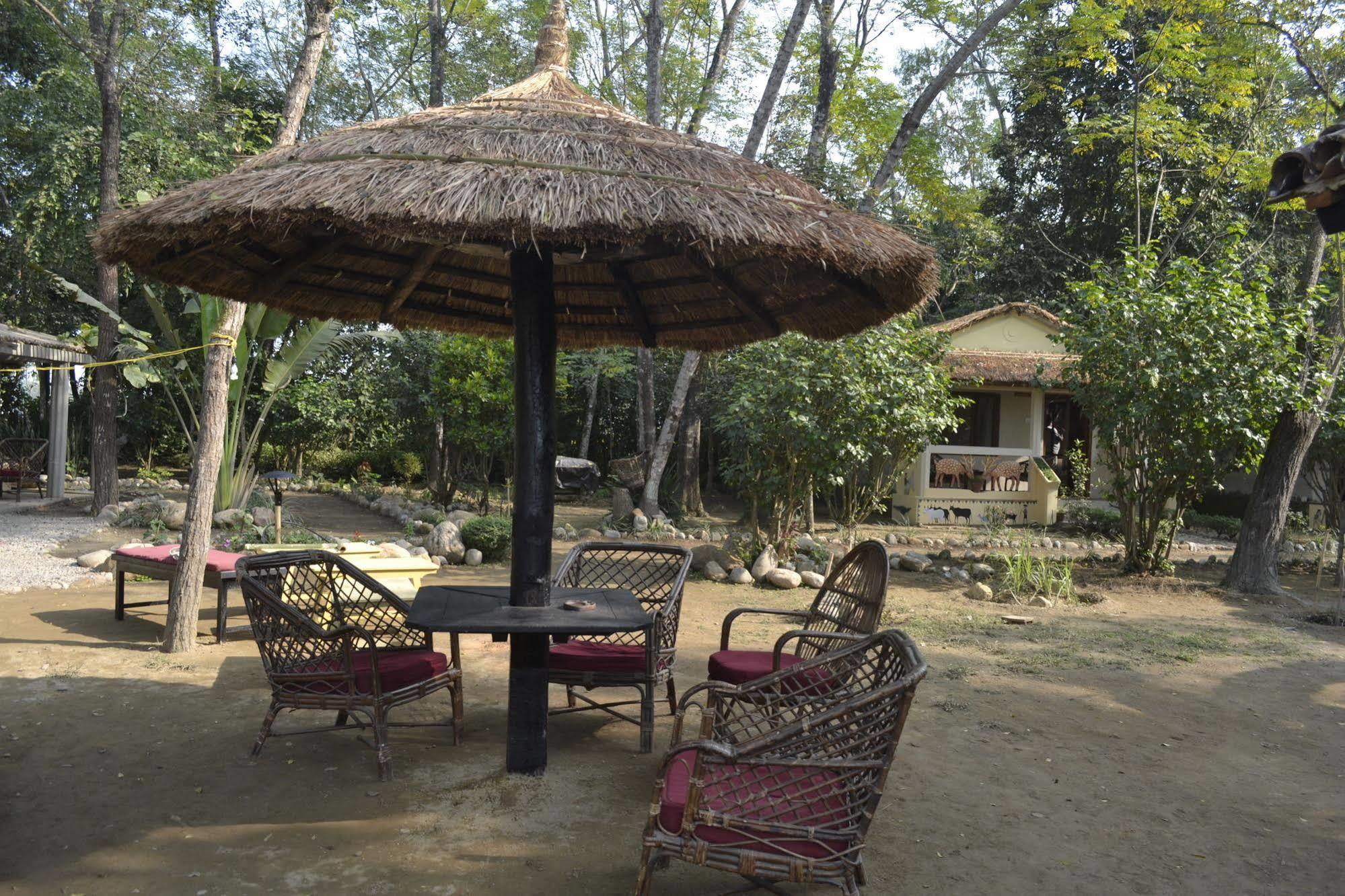 มาชาย คันทรี วิลล่า Kumarwarti ภายนอก รูปภาพ