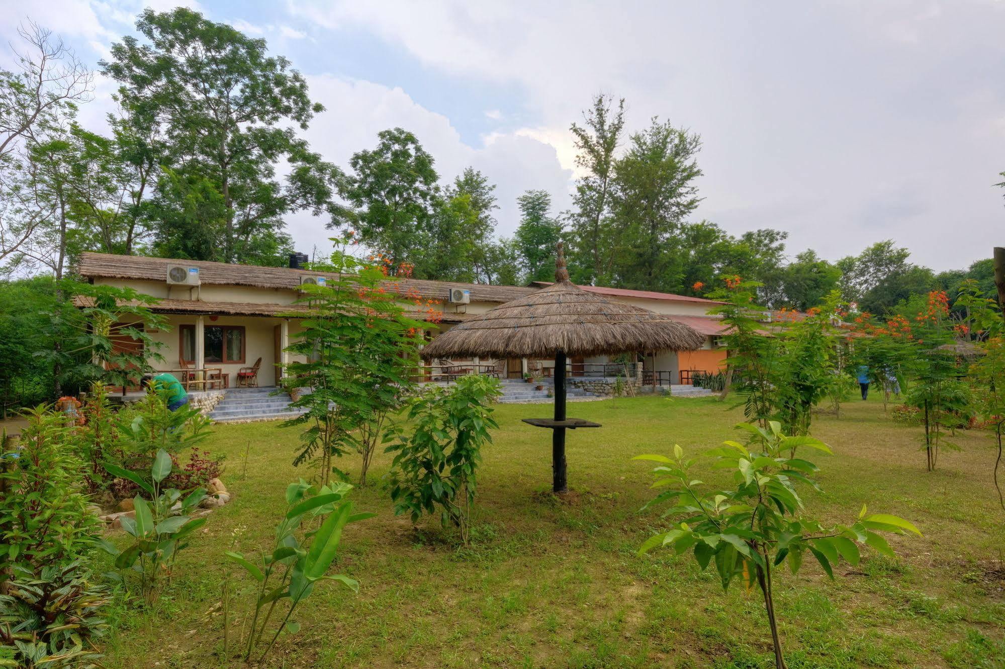 มาชาย คันทรี วิลล่า Kumarwarti ภายนอก รูปภาพ