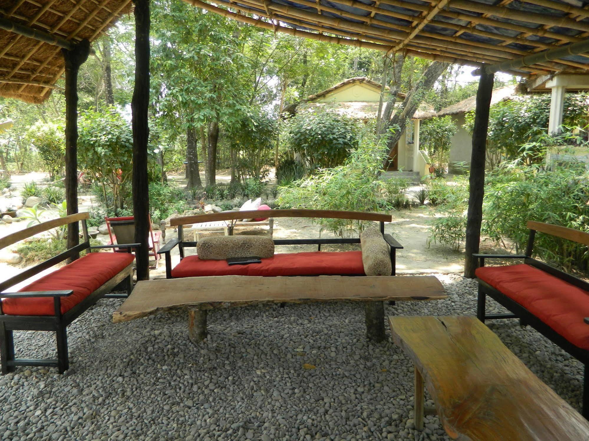 มาชาย คันทรี วิลล่า Kumarwarti ภายนอก รูปภาพ